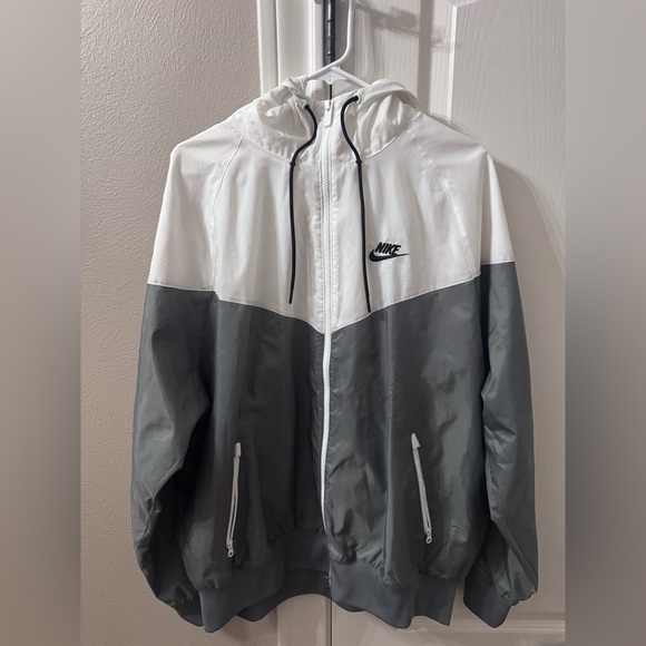 Nike Other - Nike Men's Two-Tone Windbreaker Jacket
